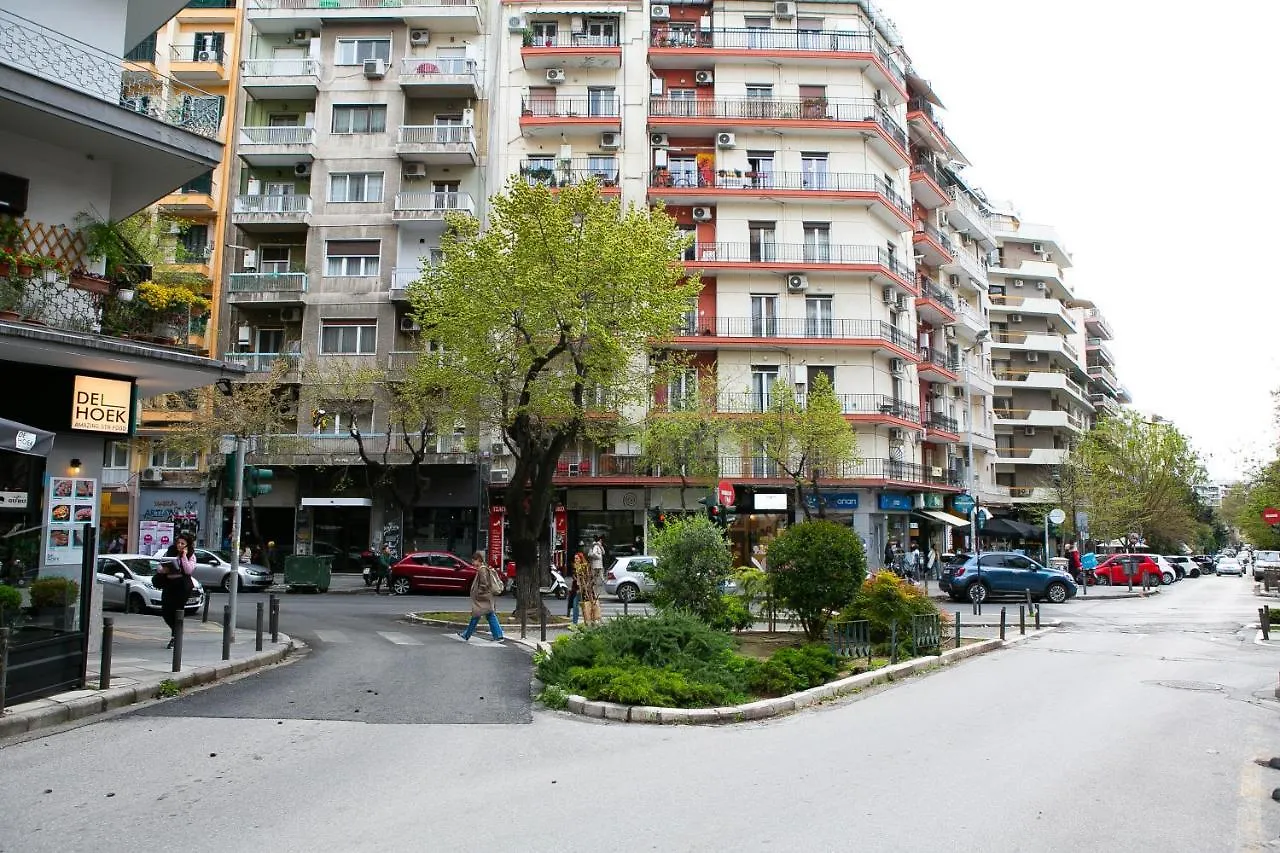 Apartment Spacious Luminous Central Thessaloniki Greece
